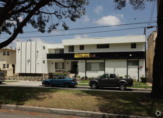 Building Photo - Tahitian Apartments