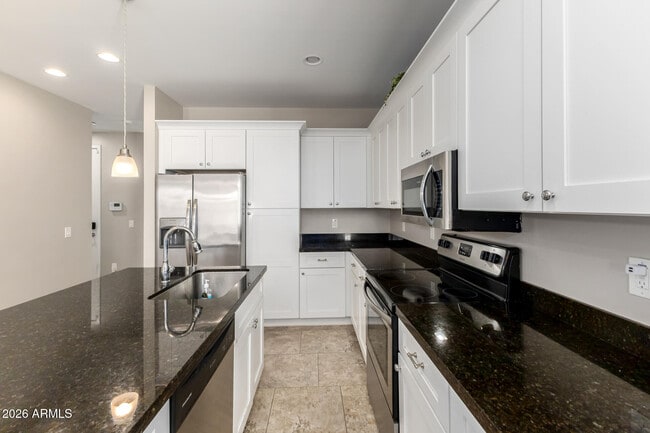 Building Photo - 11410 N 50th Ln