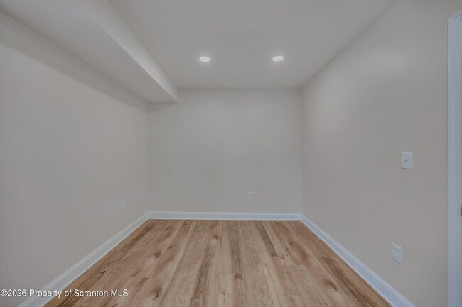 Building Photo - 111 S Blakely St