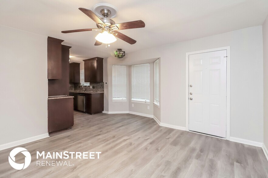 Building Photo - 4117 Hatcher St