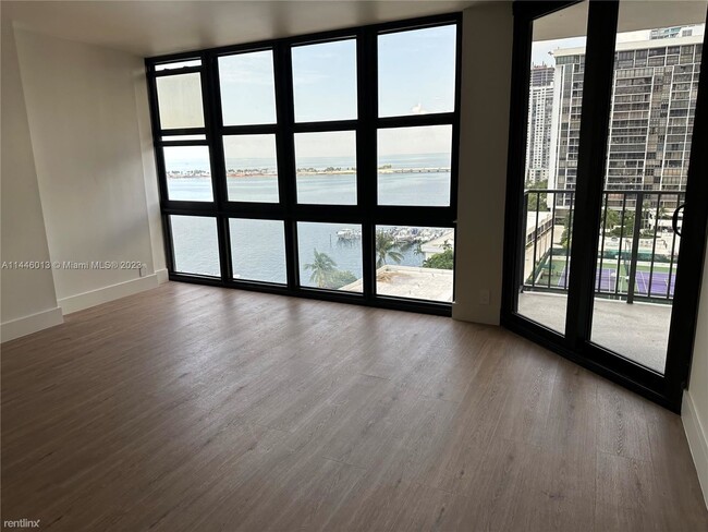 Building Photo - 2 br, 2 bath Condo - 1865 Brickell Ave Apt...