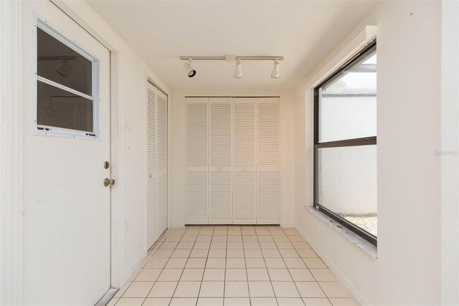 Building Photo - 7707 Rockville Ct