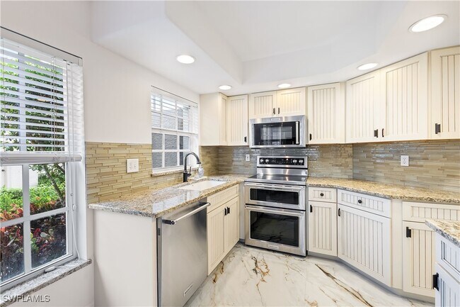Primary Photo - 13601 Worthington Way