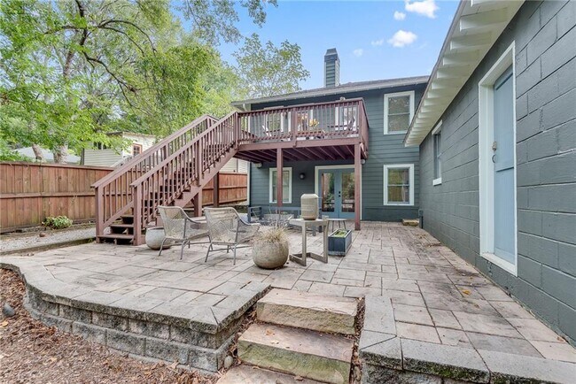 Building Photo - 953 Gilbert St SE