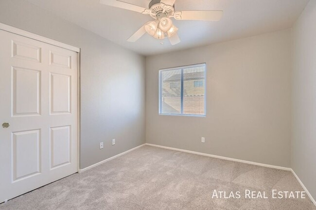 Building Photo - 5821 Alisa Roberts St