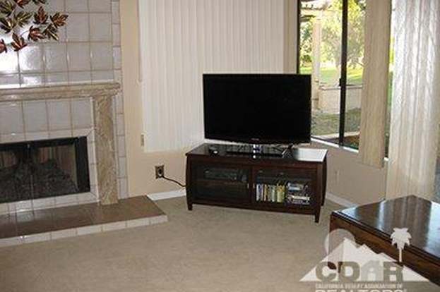 Building Photo - 41220 Woodhaven Dr W