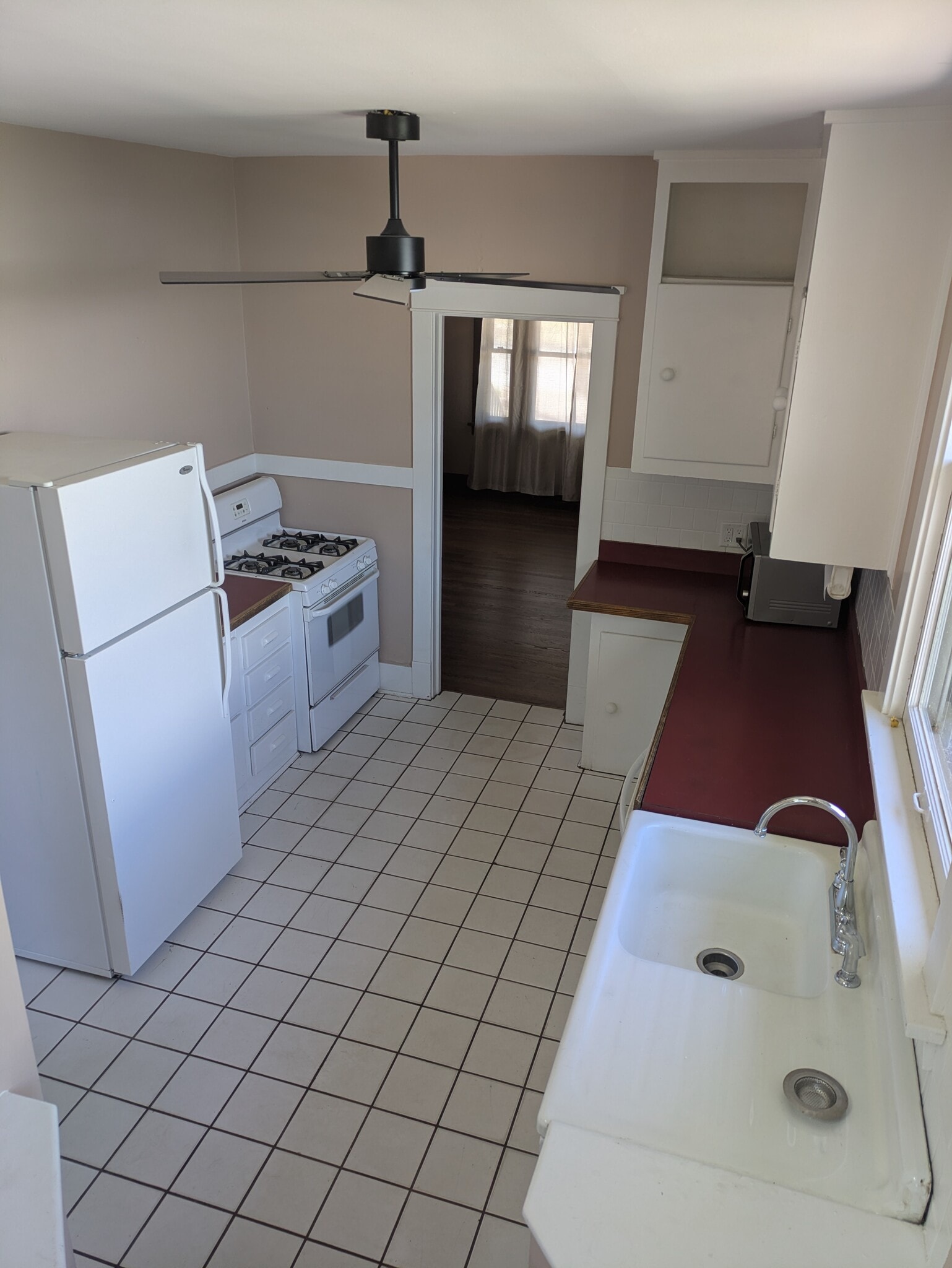 Building Photo - 1272 S University Blvd