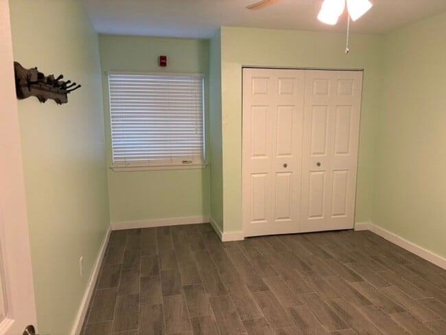 Building Photo - 209 Miracle Strip Pkwy