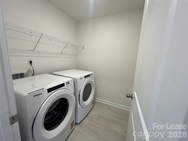 Building Photo - 1500 31st St NE