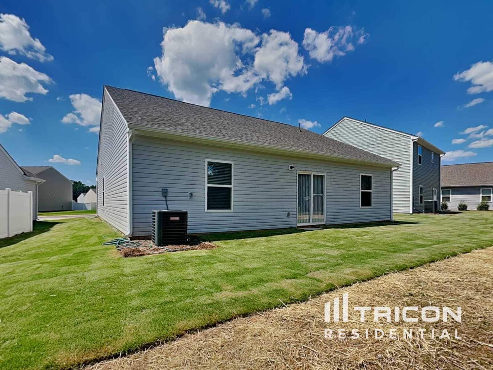 Building Photo - 1437 Nia Rd