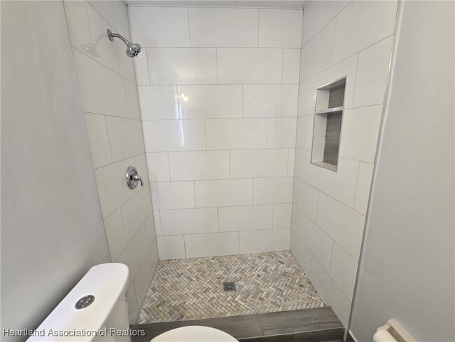 Building Photo - 644 Serenade Terrace