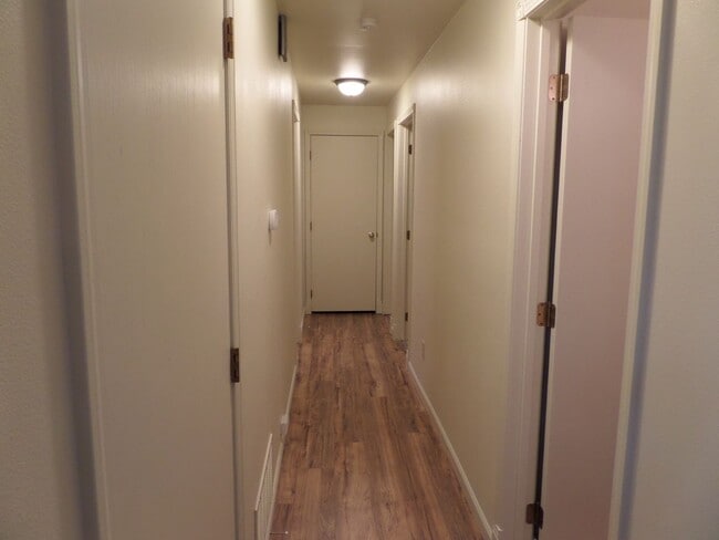 Building Photo - Fantastic HUGE Remodeled 4 Bedroom Home Wi...
