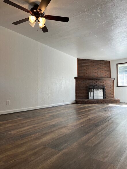 Building Photo - 778 N 66th St