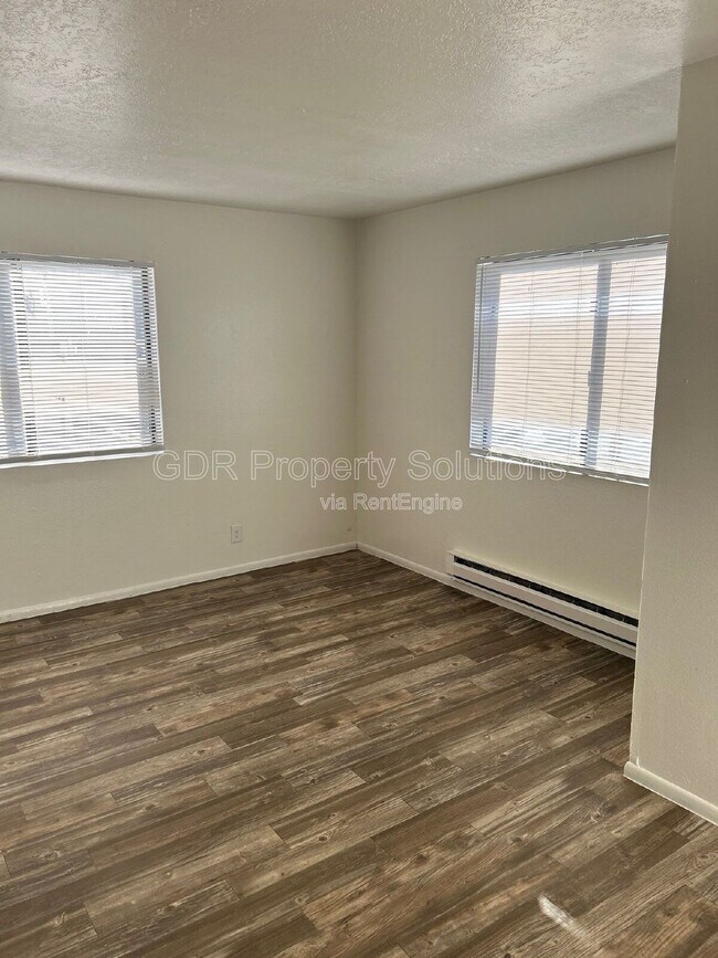 Building Photo - 3505 Tyson Pl NE