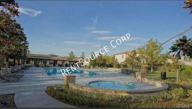 Building Photo - 24310 Las Palmas St