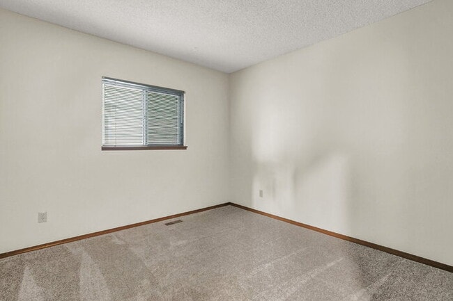 Building Photo - Updated 3-Bedroom Home with Unobstructed Pikes Peak Views Near Peterson SFB