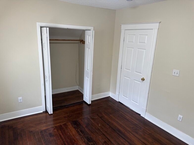 Bed 2 closet - 128 Pleasant St