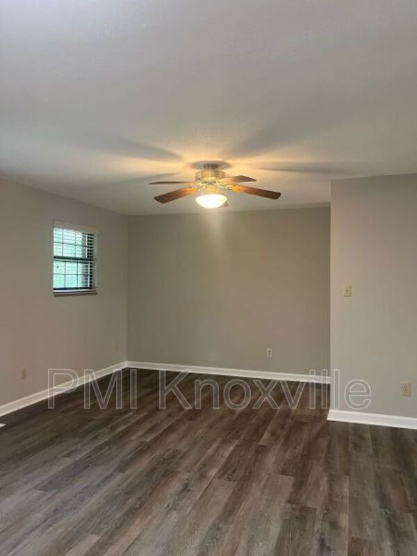 Building Photo - 4723 Zirkle Dr