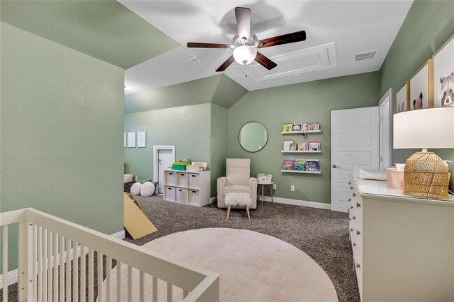 Building Photo - 1002 Shepherd Oaks Dr