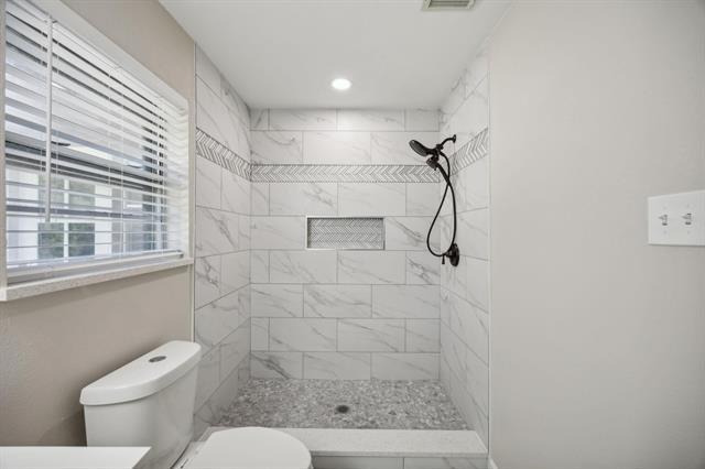 Building Photo - 17574 TX-56