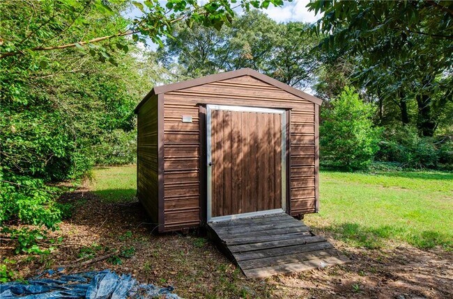 Building Photo - 123 Arnold Pl