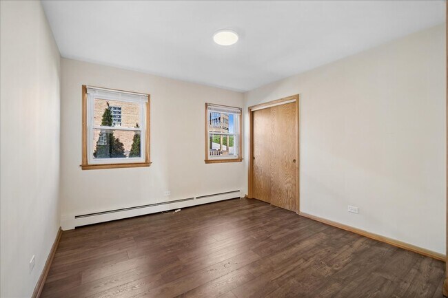 Building Photo - 7322 W Crain St