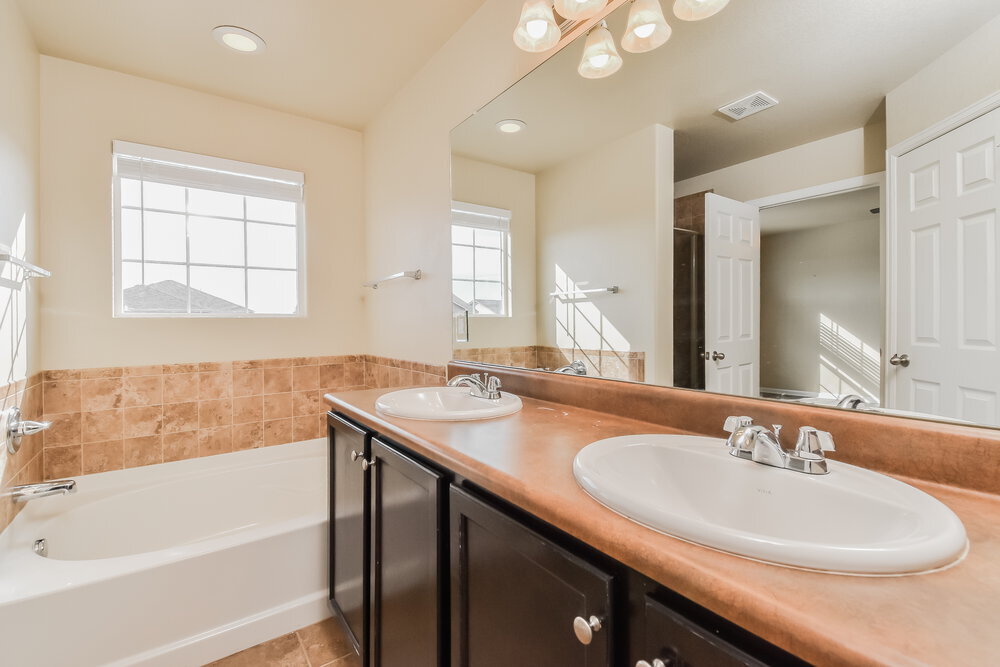 Building Photo - 6350 Tranters Creek Way