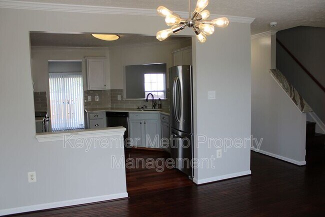 Building Photo - 9900 Prince Royal Pl