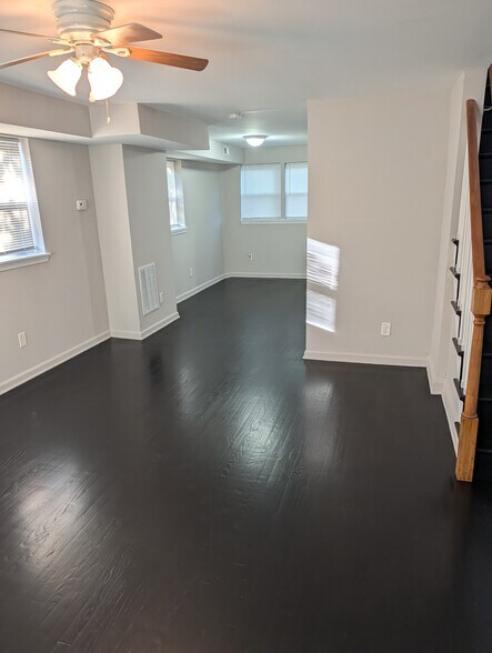 Building Photo - 3800 Bonview Ave