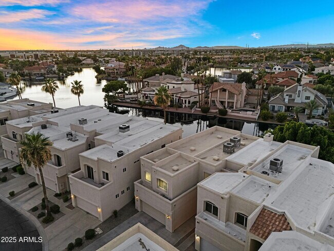 Building Photo - 1414 W Coral Reef Dr