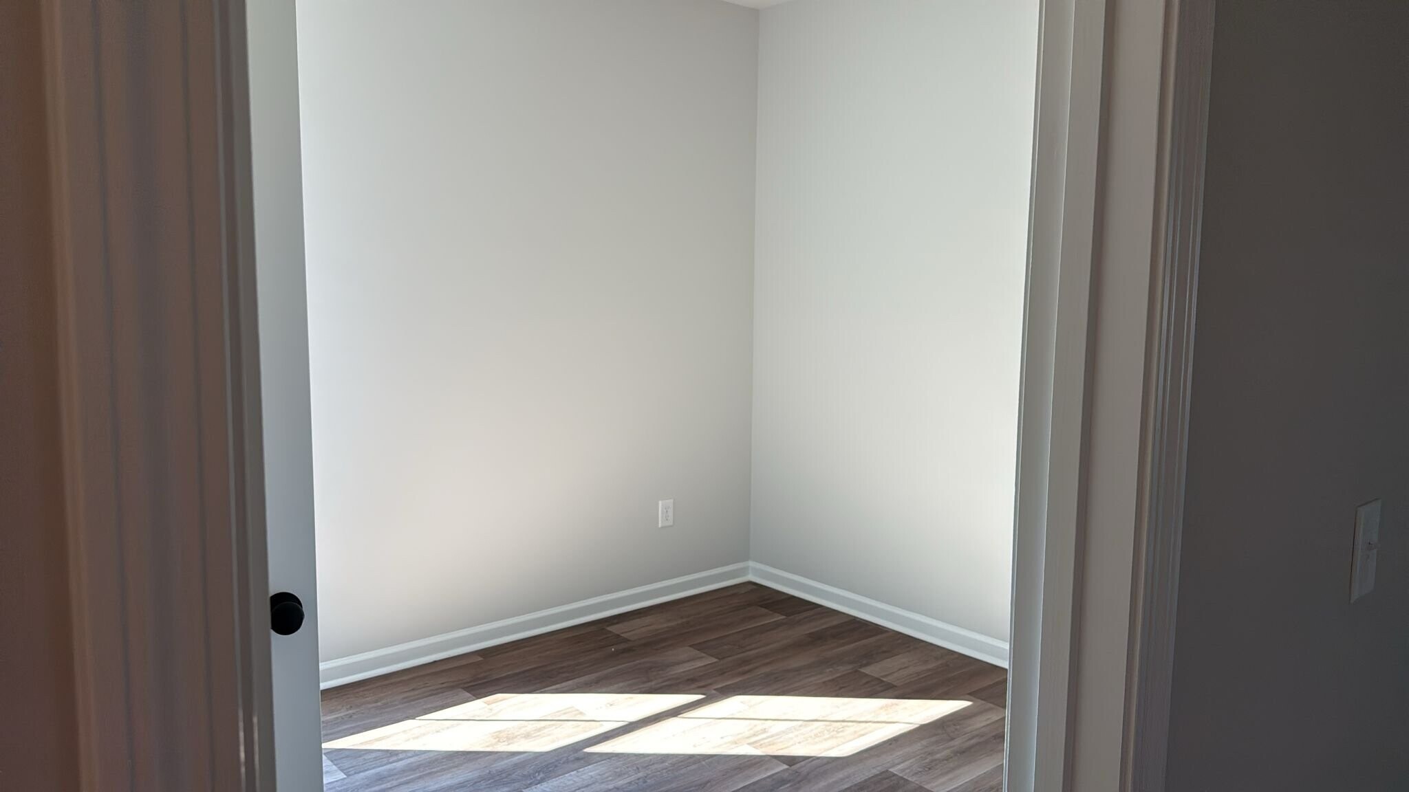 Building Photo - 1016 Harbor Dr