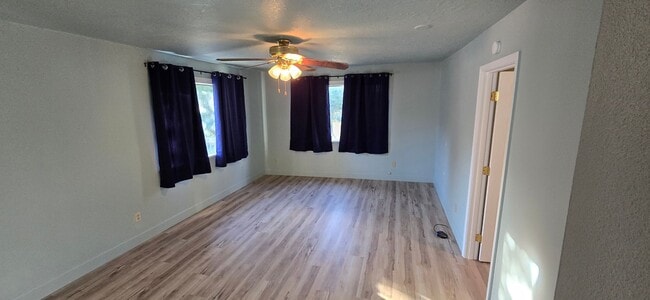 Building Photo - 1528 Wilford Ave