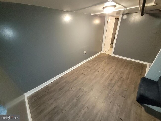 Building Photo - 505 Archer St