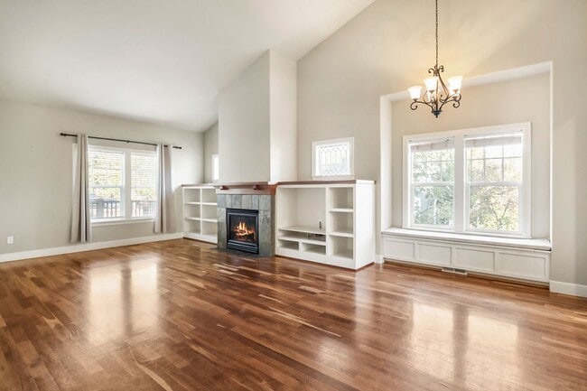 Building Photo - 19415 S W Laurelhurst Way