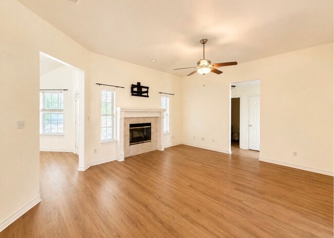 Building Photo - 5662 Pamela Ct