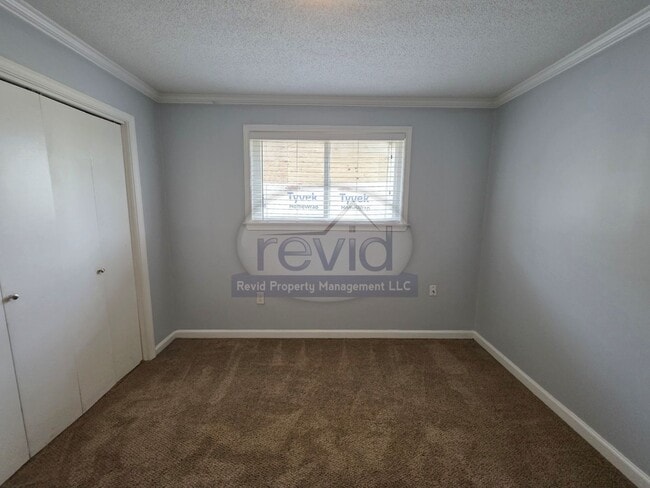 Building Photo - 36 N Auburndale St