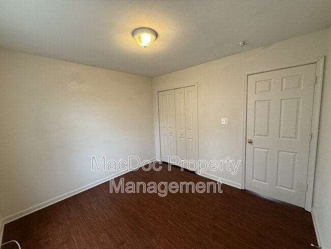 Building Photo - 4345 Normandy Ct