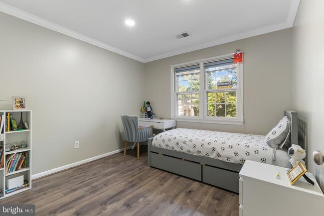 Building Photo - 2805 Lafora Ct
