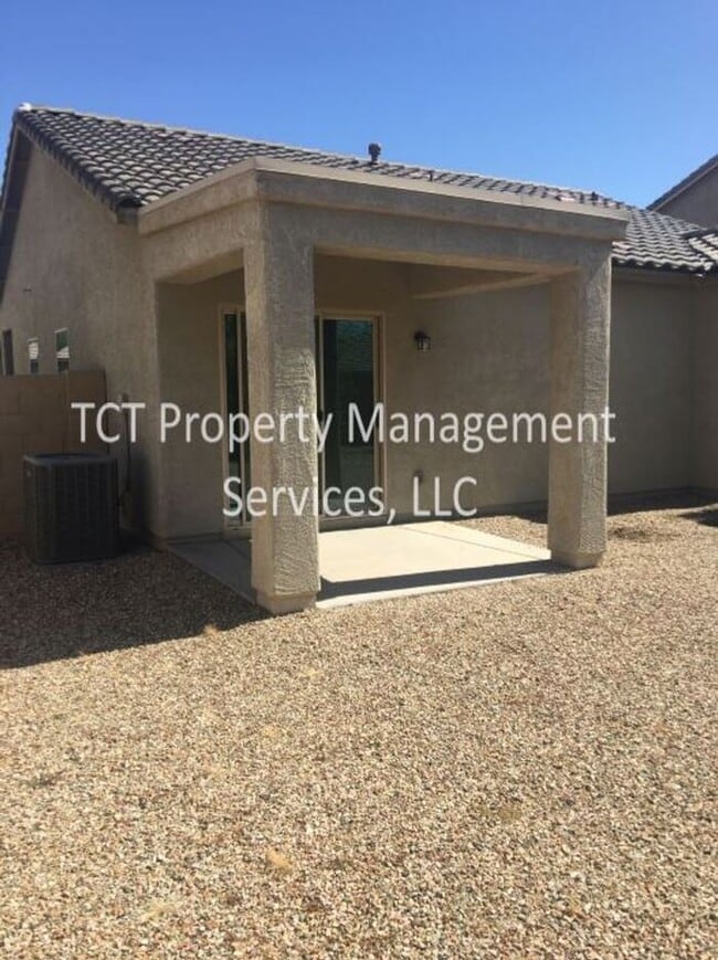 Building Photo - 3 bed/2 bath home in Buckeye