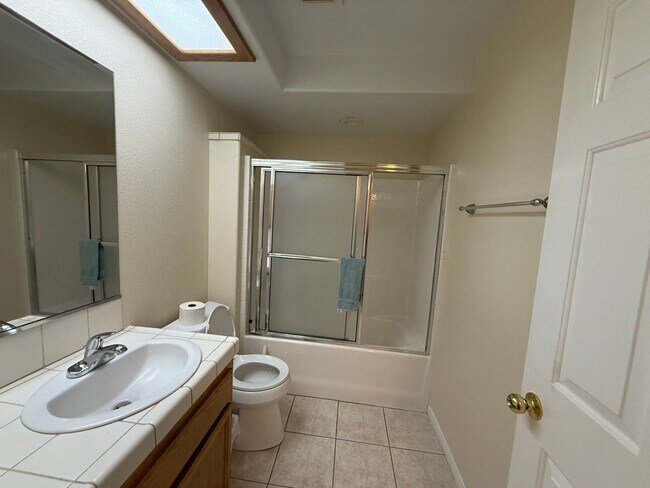 Building Photo - Beautiful Spring Valley Lake Home, 3 Bedrooms, 2 Bathrooms, New Paint