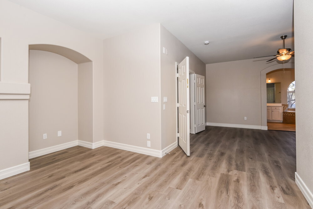 Building Photo - 5978 Genovese Ave