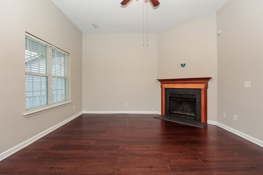 Building Photo - 1609 Soulshine Pl