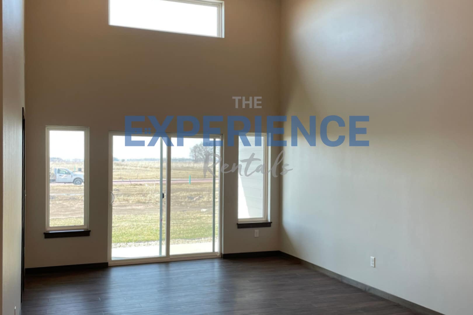 Building Photo - 5413 S Huntwood Ave