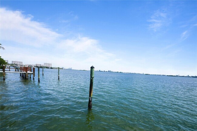 Building Photo - 9301 N Bayshore Dr