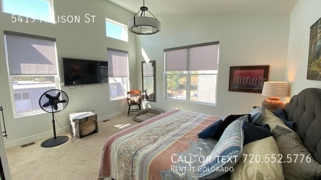 Building Photo - 5419 Allison St