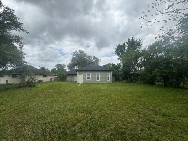 Building Photo - 1443 Willow Rock Rd