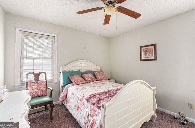 Building Photo - 1913 Amberwood Ct