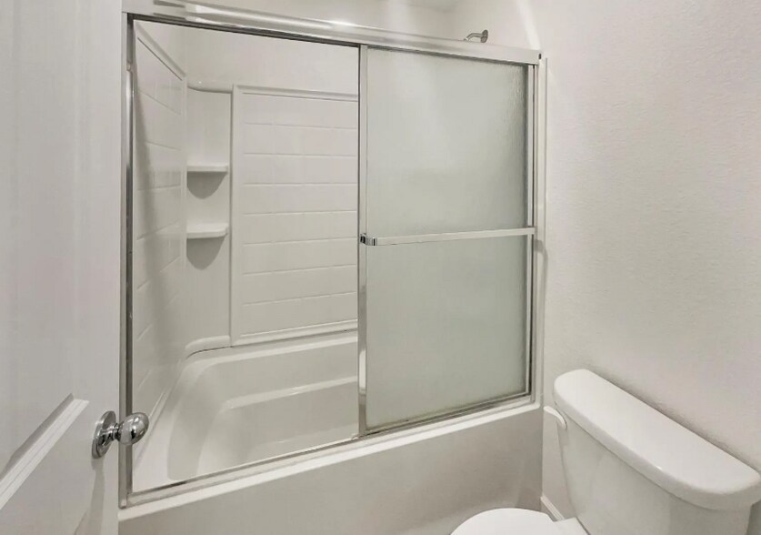 Building Photo - 3710 Roseparke Way