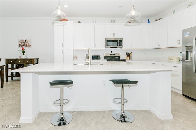 Building Photo - 6034 National Blvd