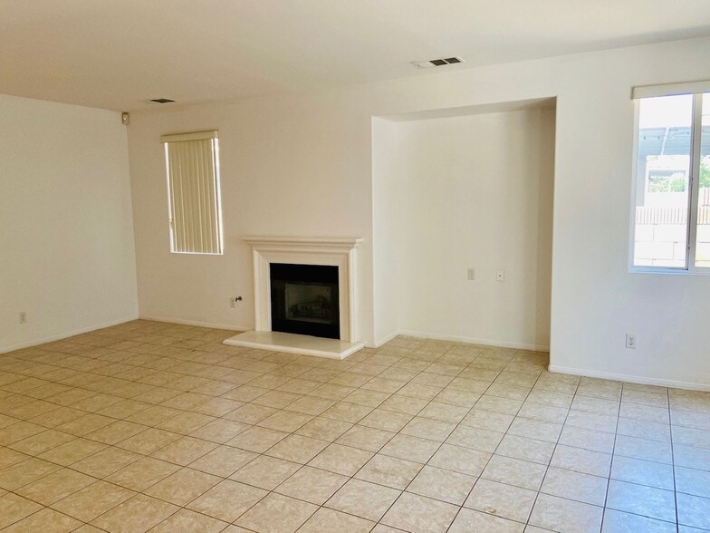 Building Photo - 3621 W Avenue J10